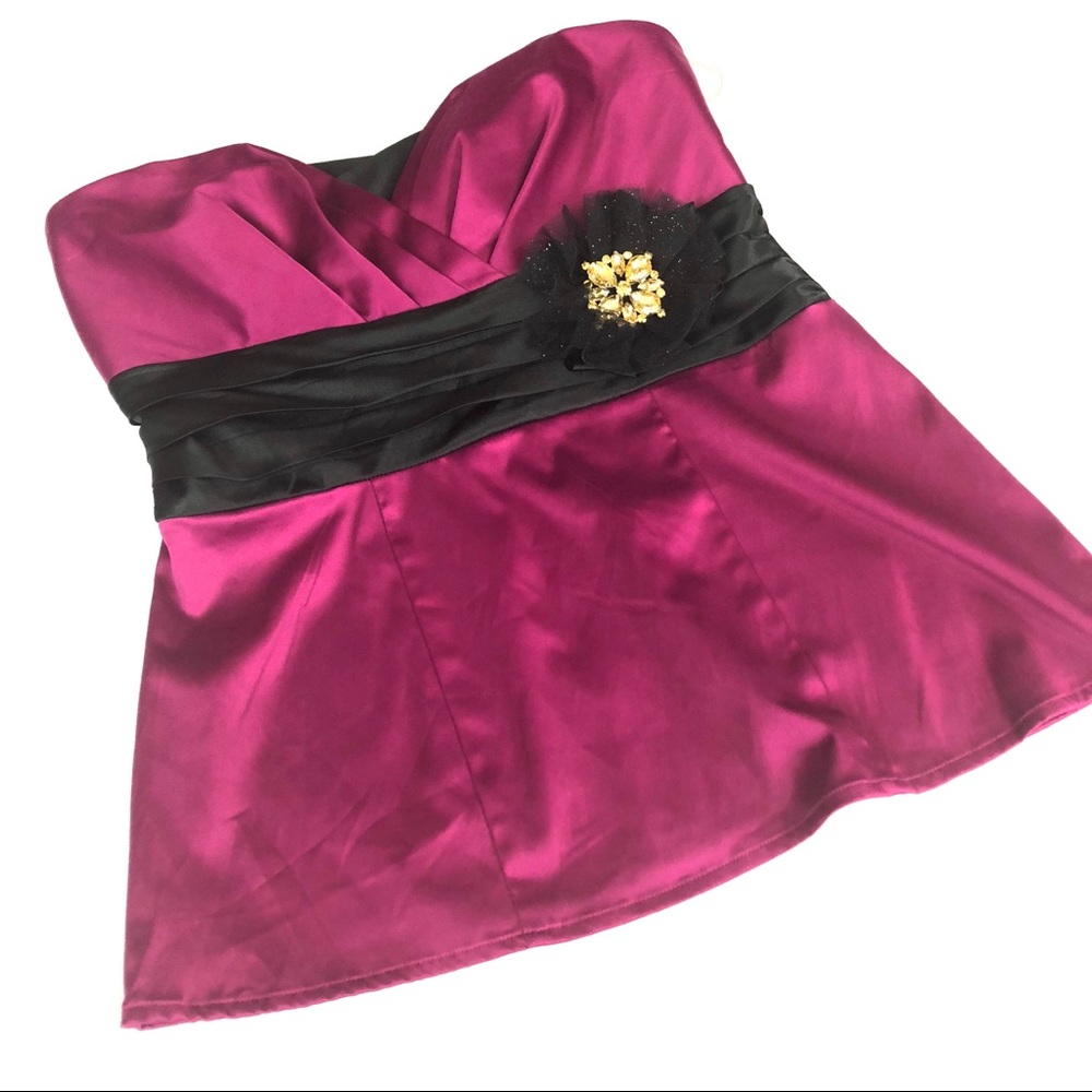 Studio Y Strapless Formal Top Size L E01